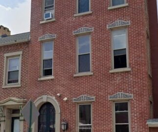 Spacious 3BR 3rd-Floor Apartment